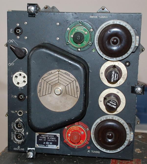 r1082_01.jpg