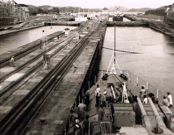 18_panama_canal1.jpg