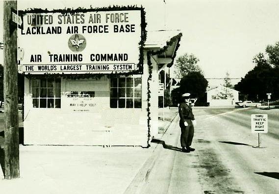 lackland_front_gate.jpg