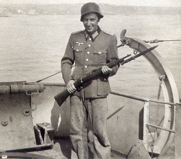 war_souvenir2.jpg