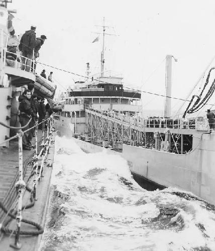 213_refuelling_1952.jpg