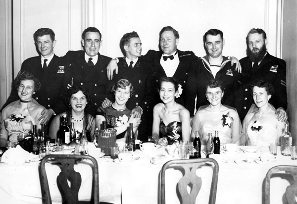 213_ships_company_ball_1953.jpg