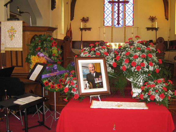 piers_funeral2.jpg