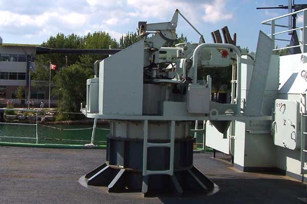 kingston_40mm_gun_7224_1.jpg