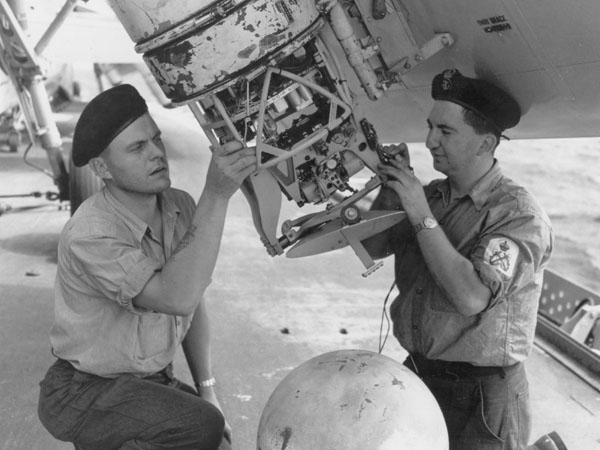 avenger_aps4_repair_a.jpg