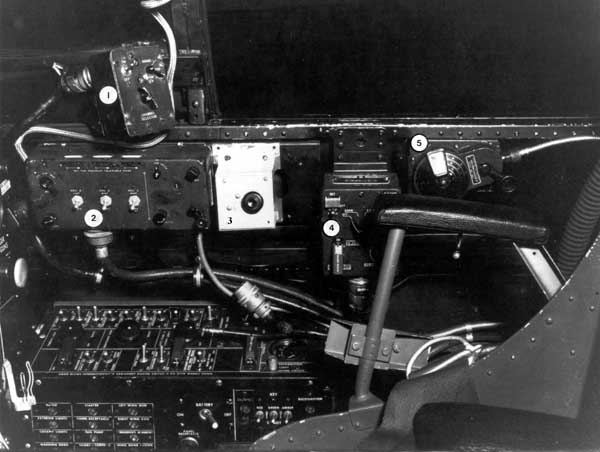 avenger_pilots_stbd_radio_controls_a.jpg