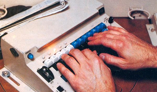 cp140_teleprinter.jpg