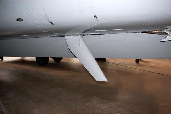 tracker_crash_barrier_hook.jpg