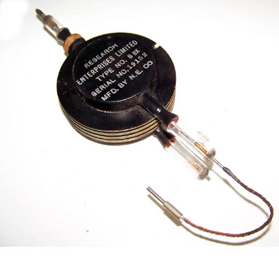 no8_magnetron_a.jpg