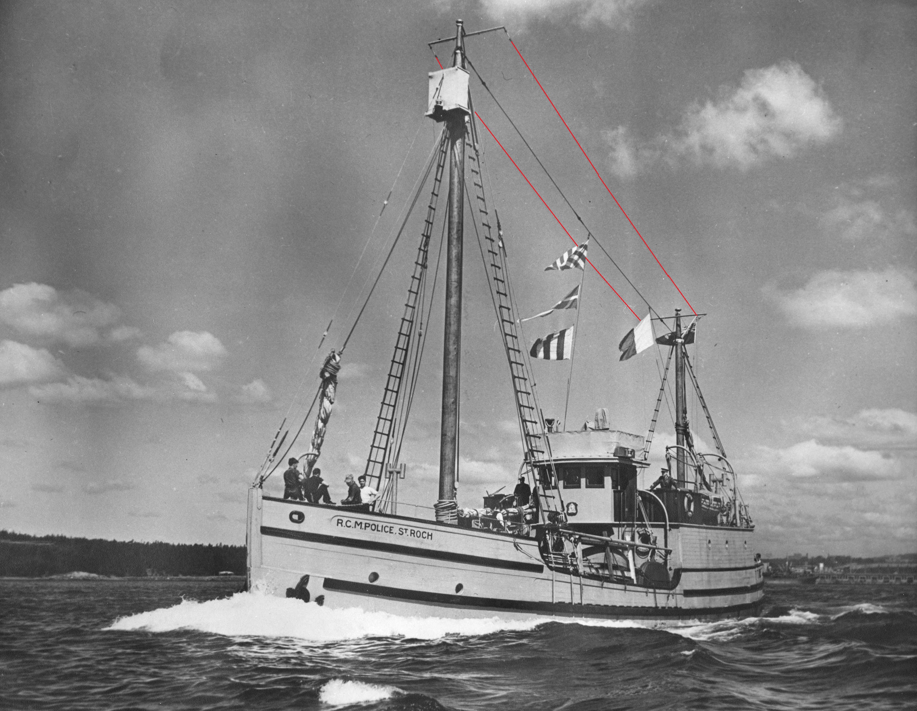 /st_roch_antenna1.jpg