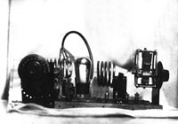 st_roch_radio_room_emergency_xmitter_v2.jpg