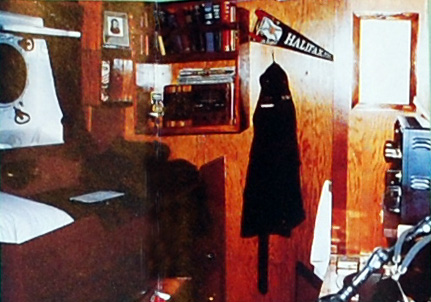 st_roch_radio_room_other_end.jpg