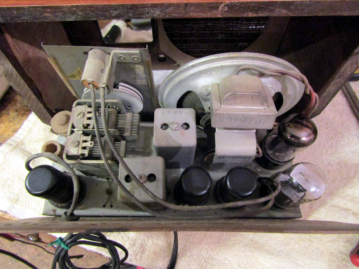 182_02chassis_top.jpg